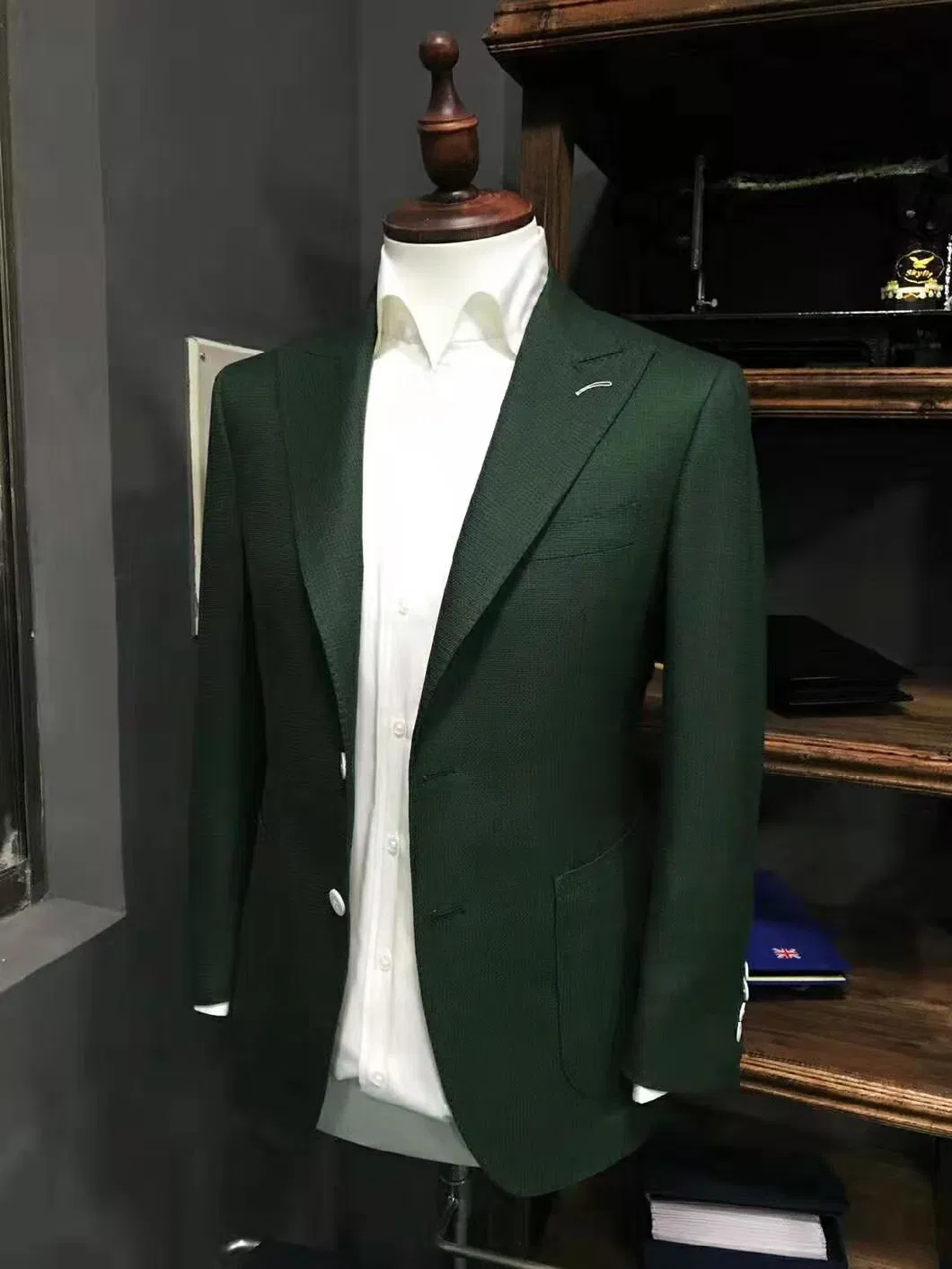 Bespoke Tailor Suit Apparel Custom Man Wedding Suits Made to Measure Dress Men Suit